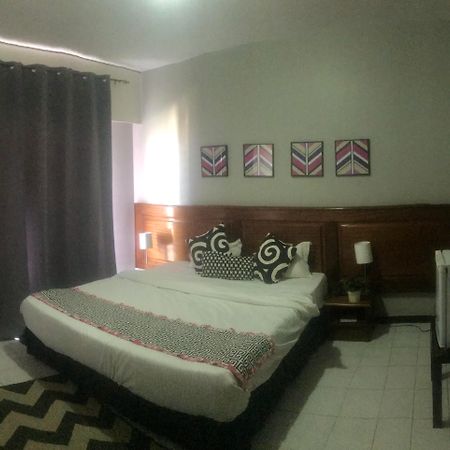 Hotel Baraka Dakar Bagian luar foto