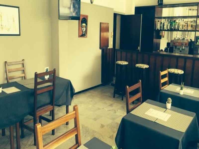 Hotel Baraka Dakar Bagian luar foto