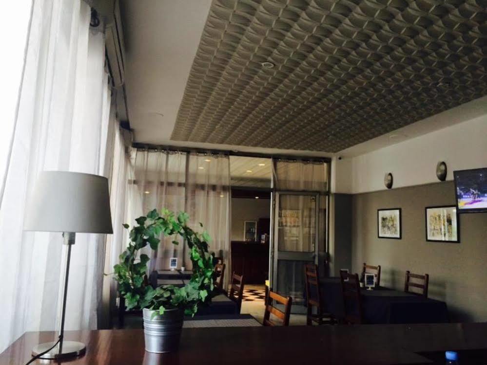 Hotel Baraka Dakar Bagian luar foto