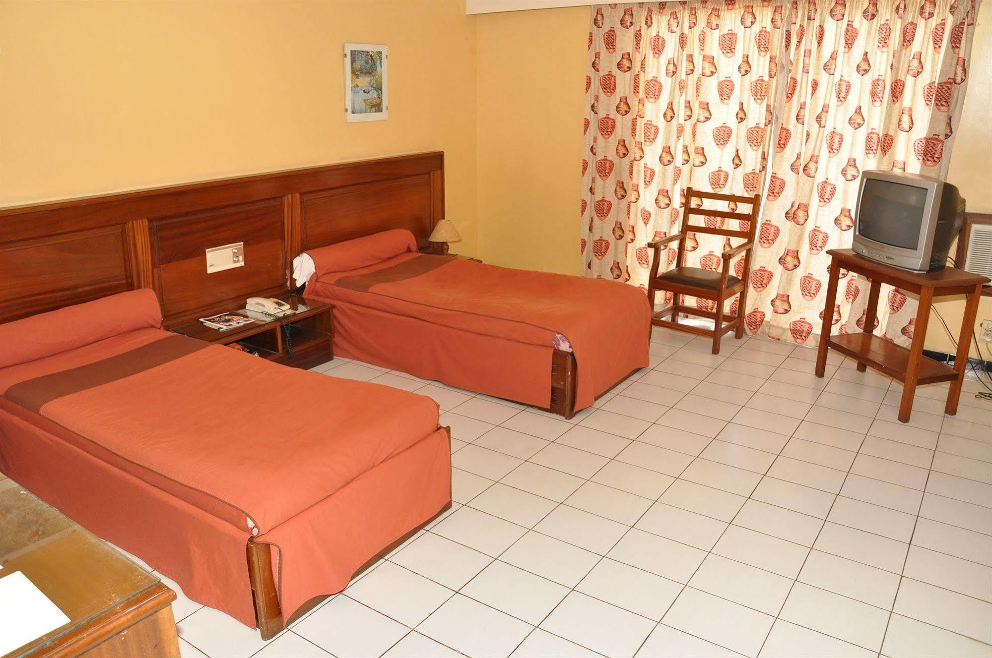 Hotel Baraka Dakar Bagian luar foto
