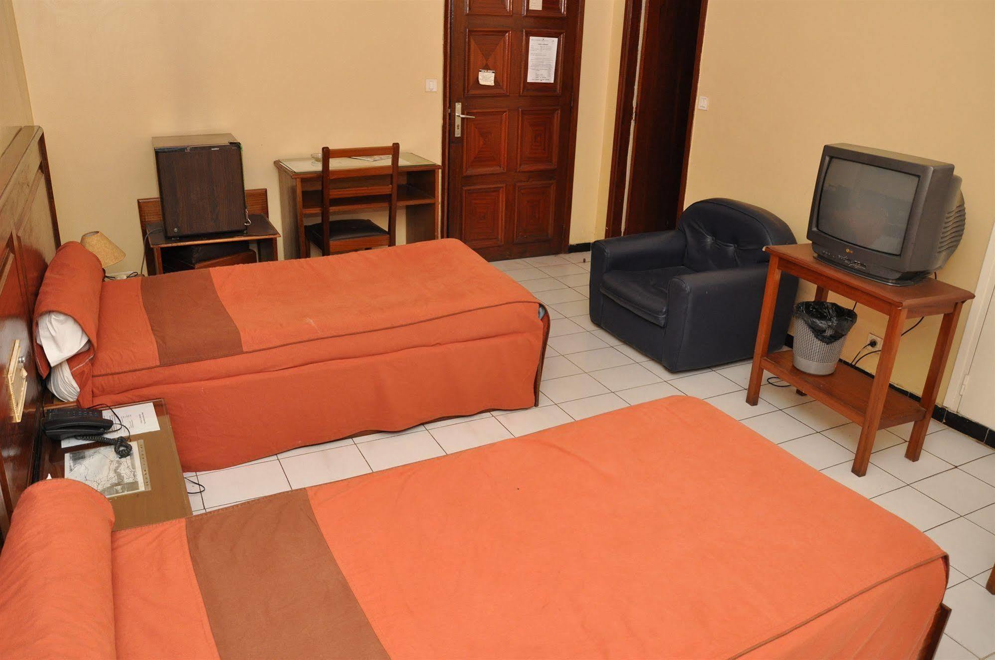 Hotel Baraka Dakar Bagian luar foto